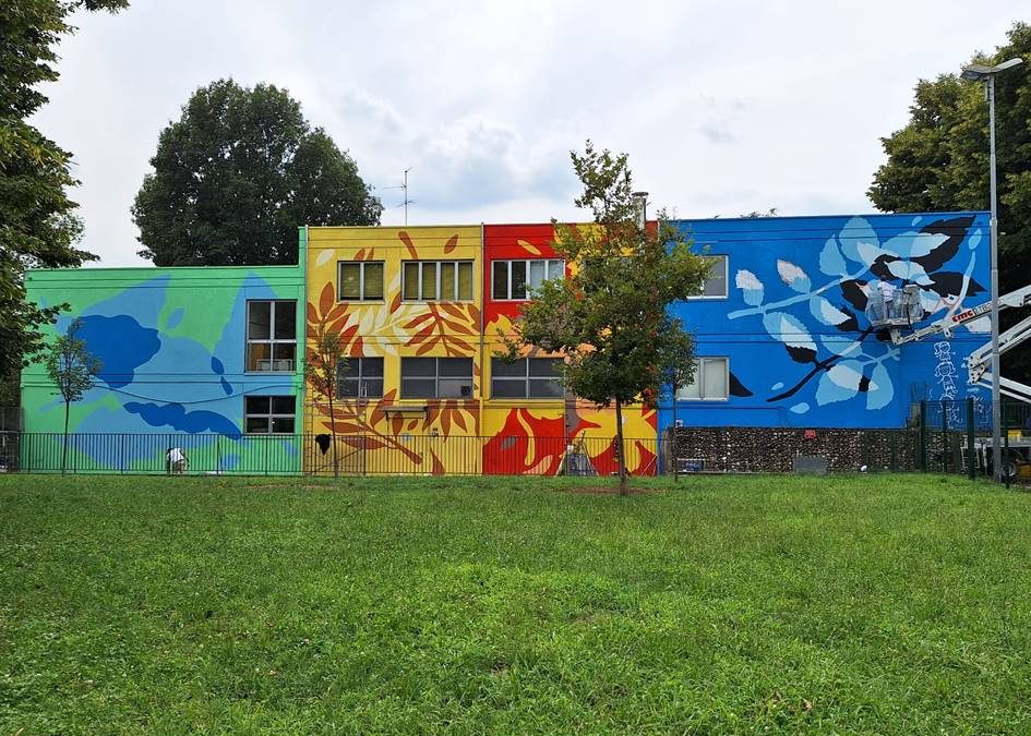 UN MURALE ALLA SCUOLA DELL’INFANZIA
